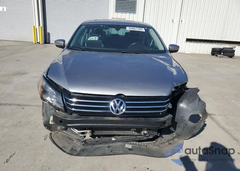 2013 Volkswagen Passat Se z USA, uszkodzony, nr VIN 1VWBP7A3XDC124364